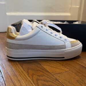 Carlos Santana Women's Sneakers in White and Gold